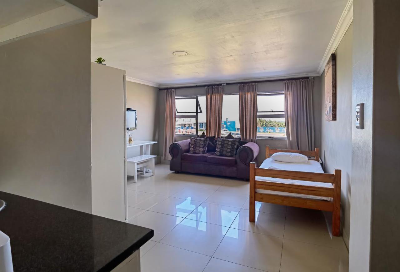 Ballito Backpackers エクステリア 写真